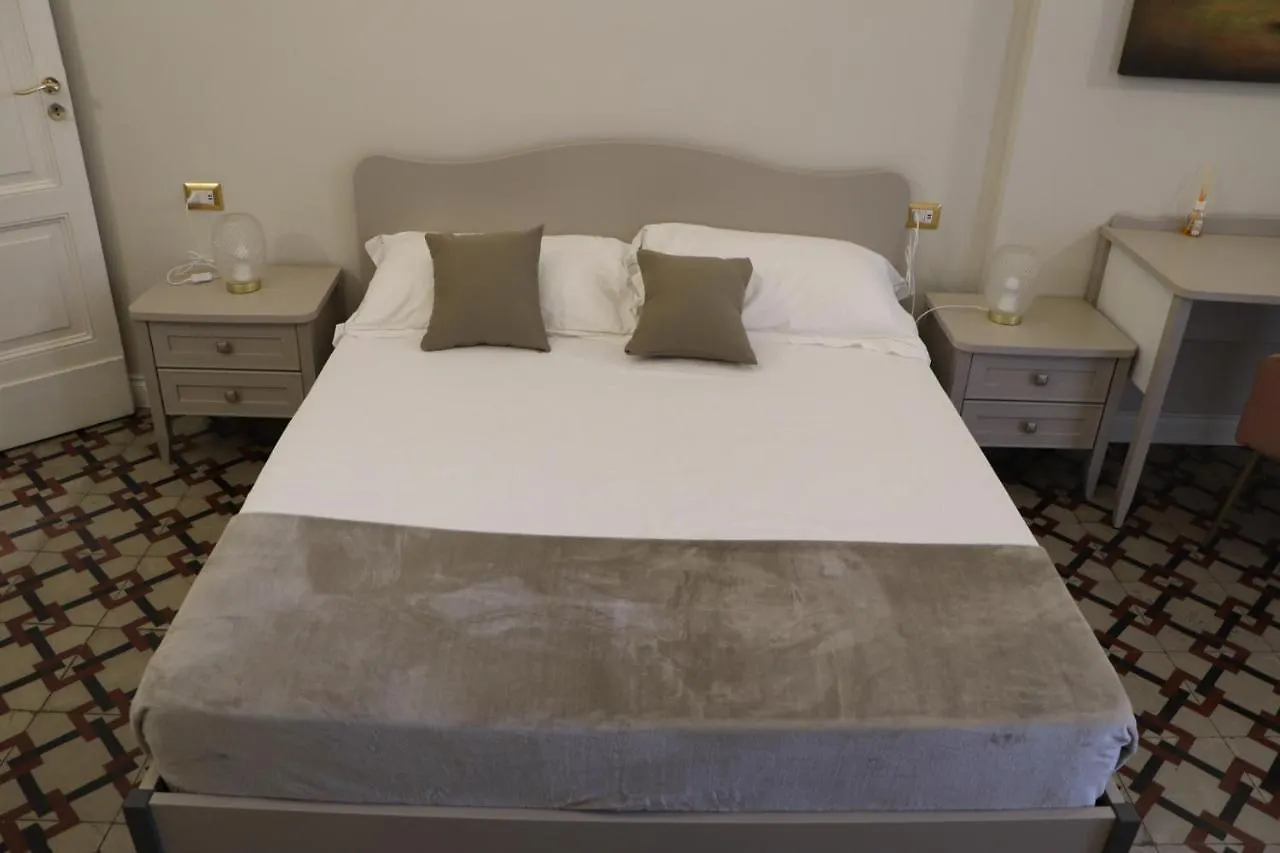 Domus Iole Appartamento Nel Centro Storico Catania Apartment