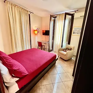  Apartment Duomo Shine